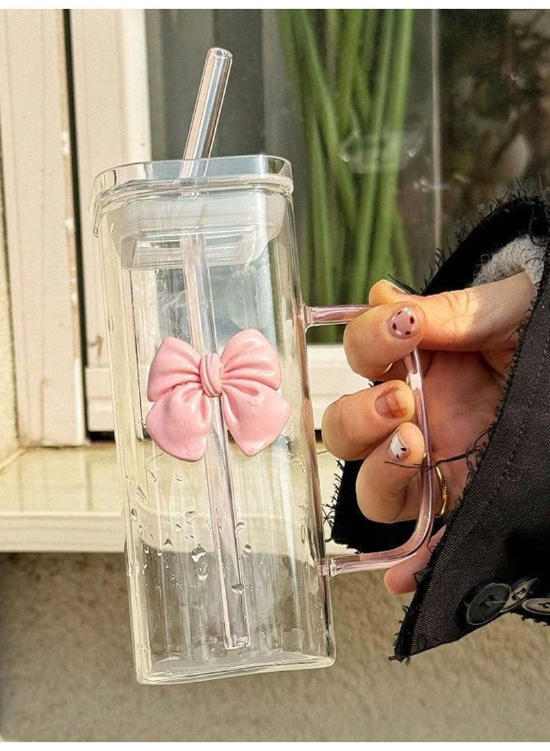 فاصولا كوب زجاجي مربع مبتكر، 1 قطعة سعة 380ml كأس للمشروبات مع مقبض وردي، كوب زجاجي من زجاج البورسليكات مع غطاء ومصاصة، كأس ماء مقاوم للحرارة مناسب لـ القهوة الباردة، الحليب، الشاي، العصير، هدية أنيقة لـ البنات و الطالبات (لون وردي) - Image 3